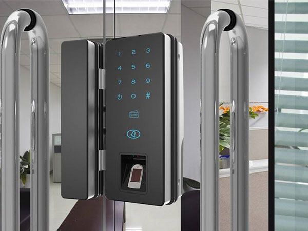 新龙24小时上门开锁公司