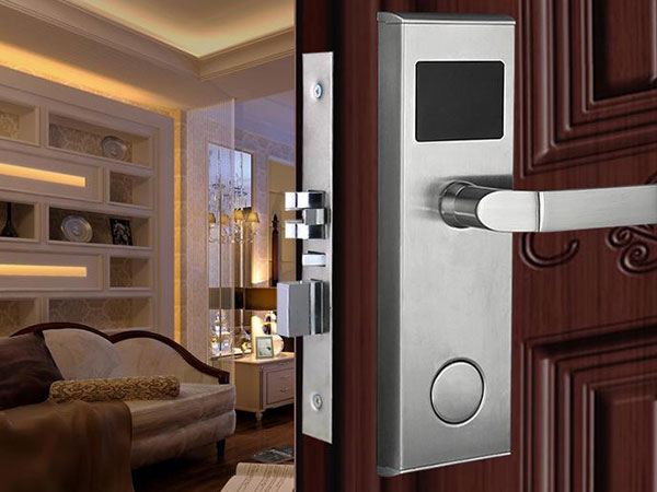 新龙24小时上门开锁公司