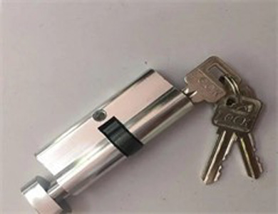 新龙24小时上门开锁公司